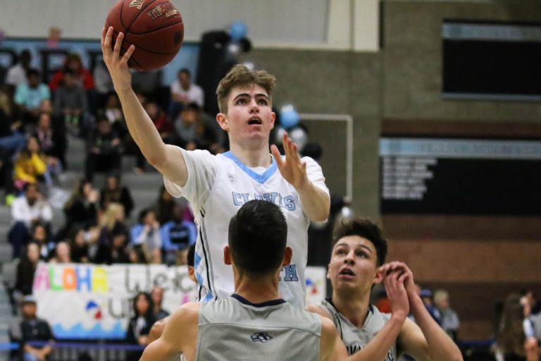 Clovis North boys come out of gate strong in TRAC