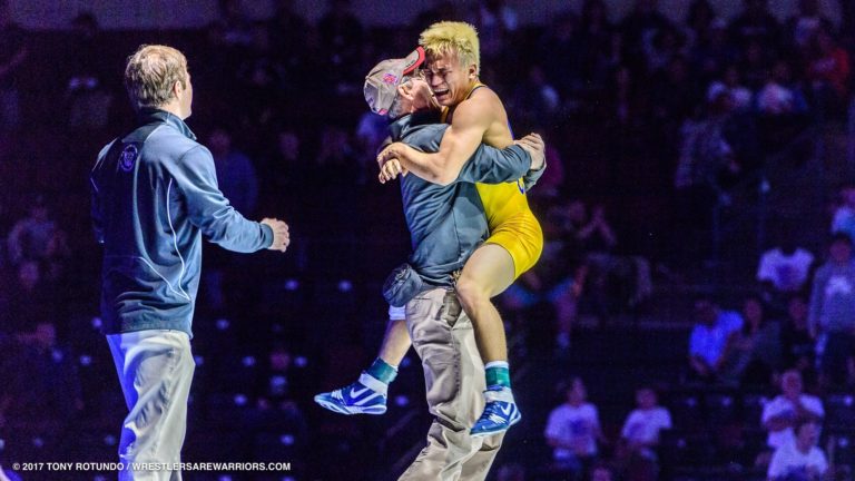 Four-time state wrestling champ Justin Mejia transfers to Fresno State