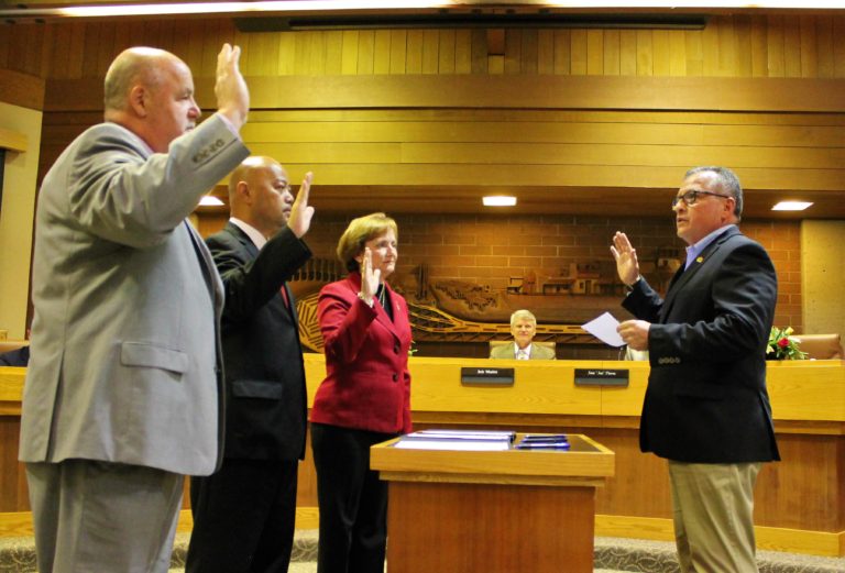 New Clovis City Council members sworn in