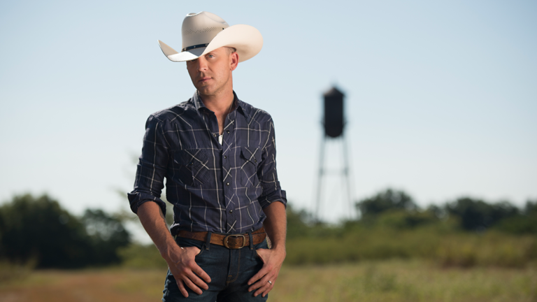 Justin Moore Brings American Made Tour to Boots in the Park concert series