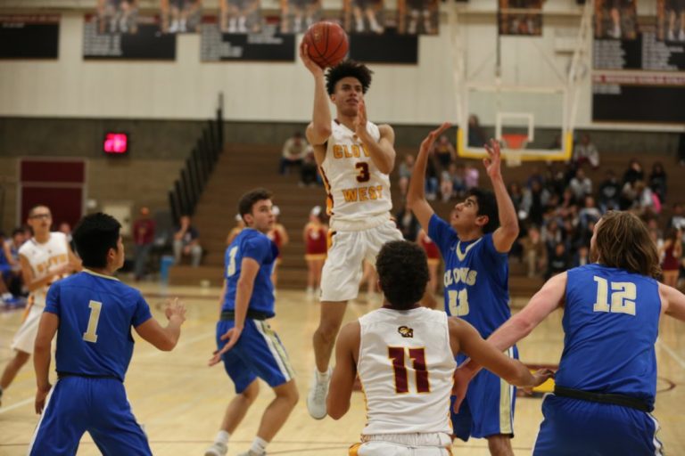 Two basketball junkies try to keep pace with Clovis at Clovis West