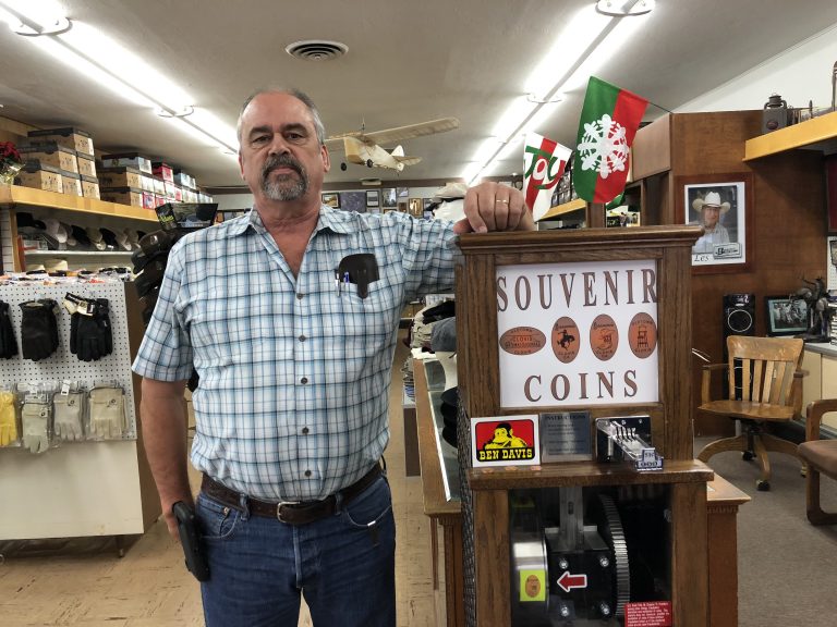 Sassano’s new penny machine attracts collectors