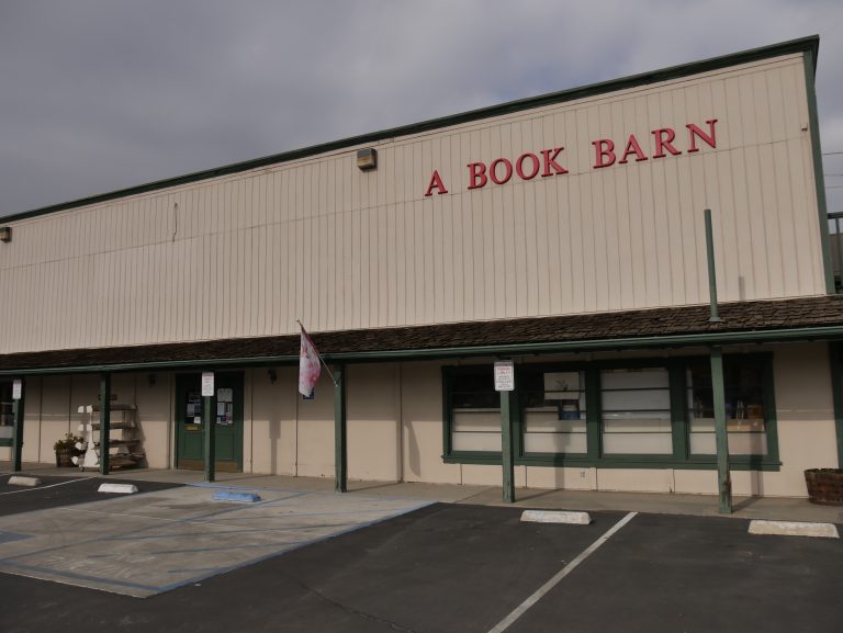 Clovis Book Barn owners dismiss rumors of business closing