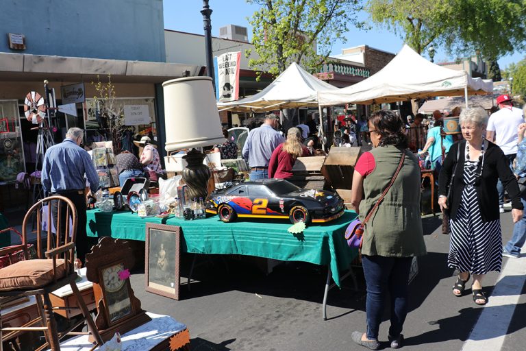 Clovis welcomes Spring with annual Old Town Clovis Antique Fair