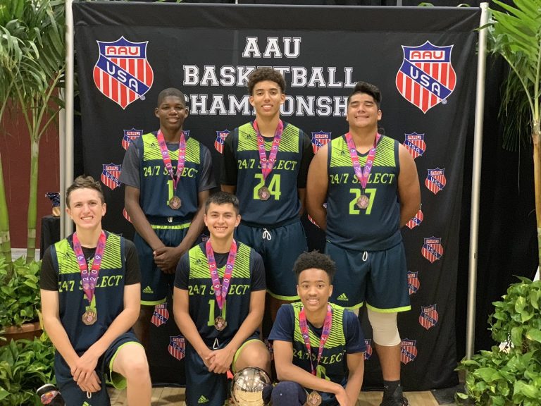 Clovis East players help lead team to 3rd in National AAU Championship