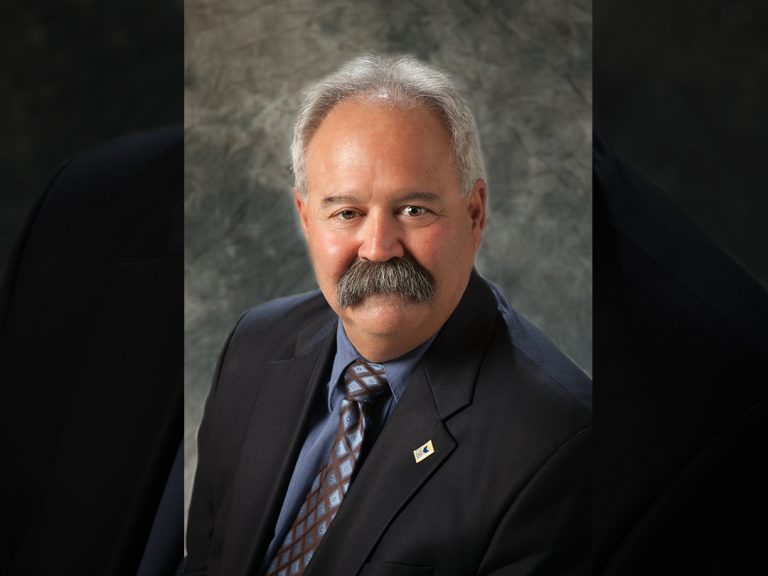 Clovis Unified Board President Brian Heryford announces his resignation
