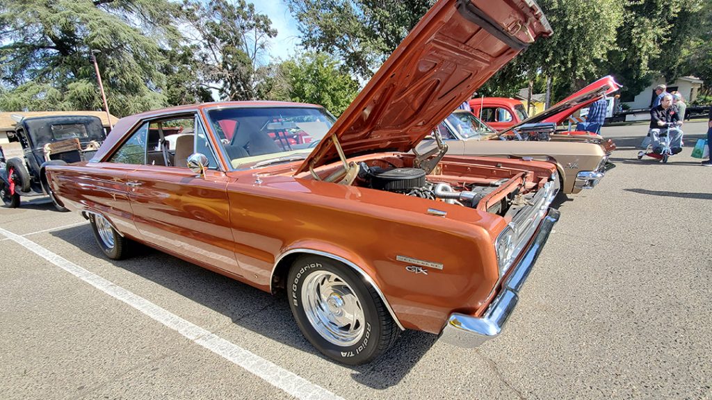 Clovis Senior Activity Center hosts Annual Classic Car Show Clovis