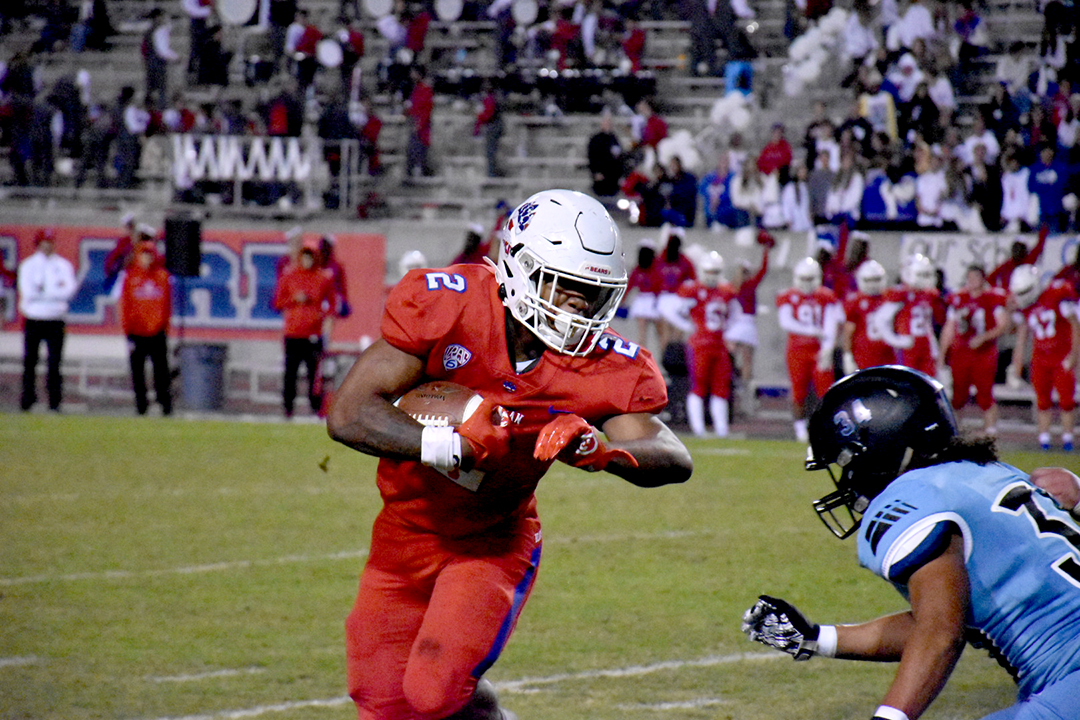 Clovis Unified Football Stars Matchup in College Football Final