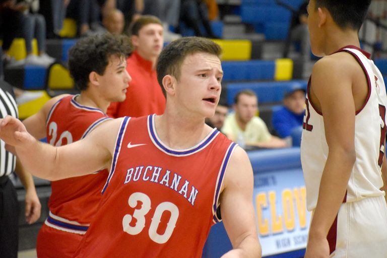 Buchanan Grinds Out Victory in Clovis Elks 3rd-Place Game