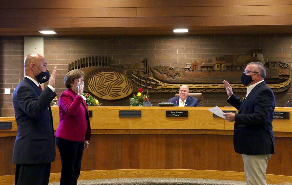 City Council Appoints a New Mayor and Swearin Reelected
