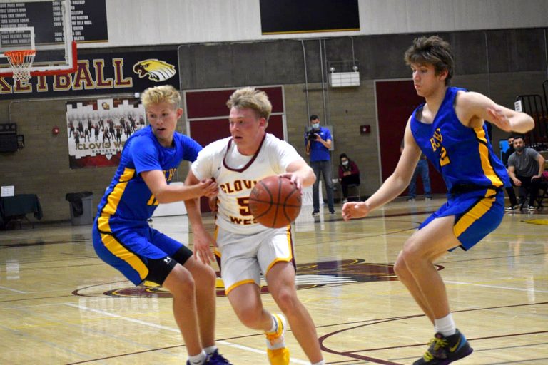 Clovis West Loses Second Half Lead, Falls to Bakersfield Christian