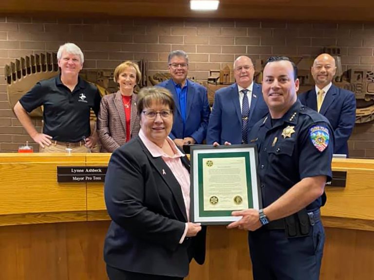 Fresno County Sheriff Recognizes Clovis PD For Creek Fire Support