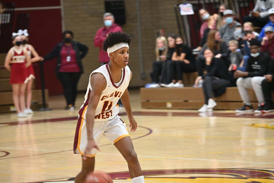 Carr Inspires Important Comeback Win for Clovis West Boys’ Basketball