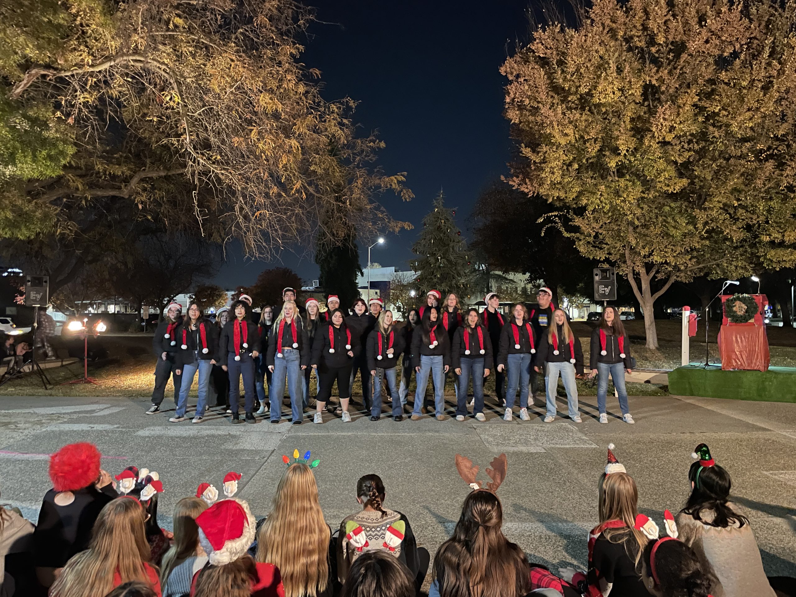 Clovis celebrates annual event with new Christmas tree Clovis Roundup